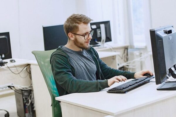 Как заседналият начин на живот уврежда опорно-двигателната система